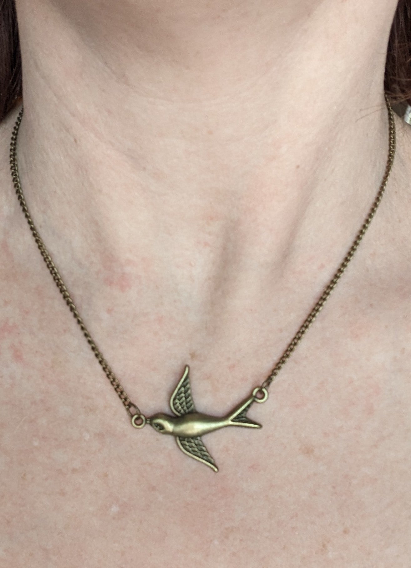 Small bird necklace
