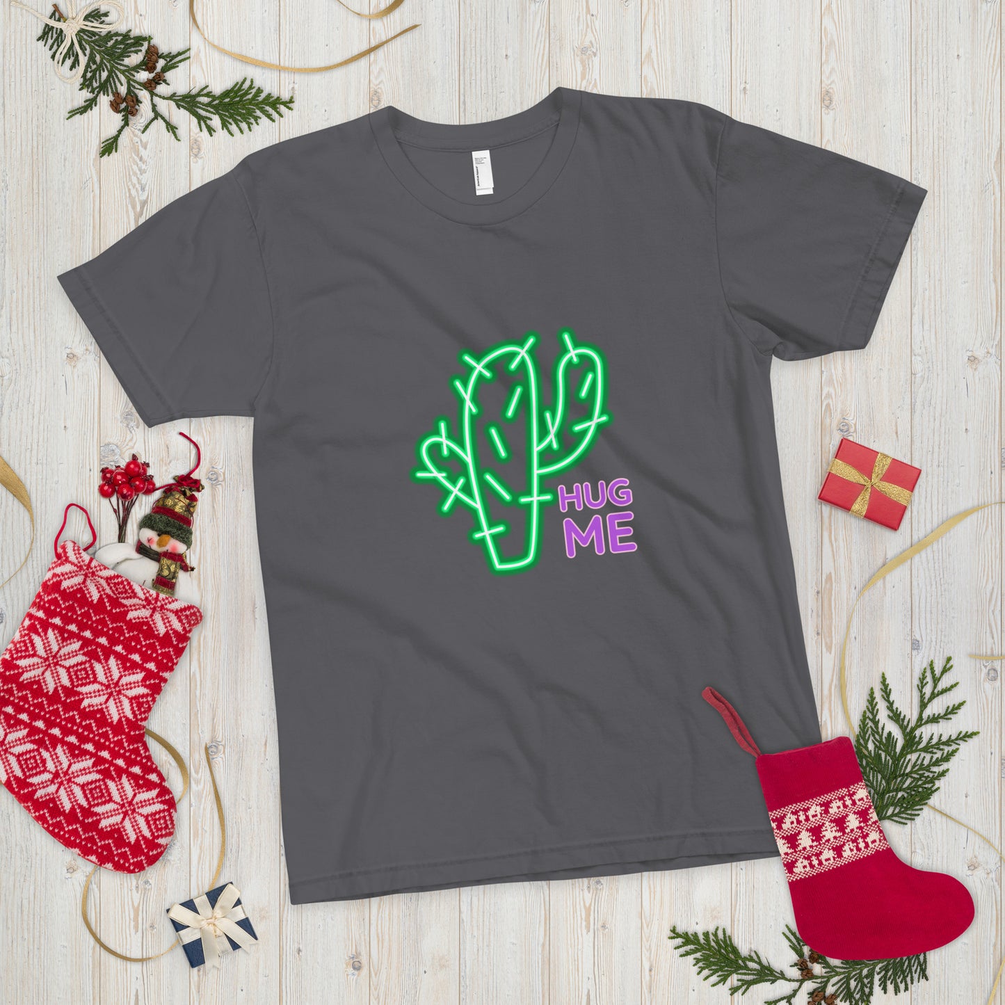 Hug me T-Shirt