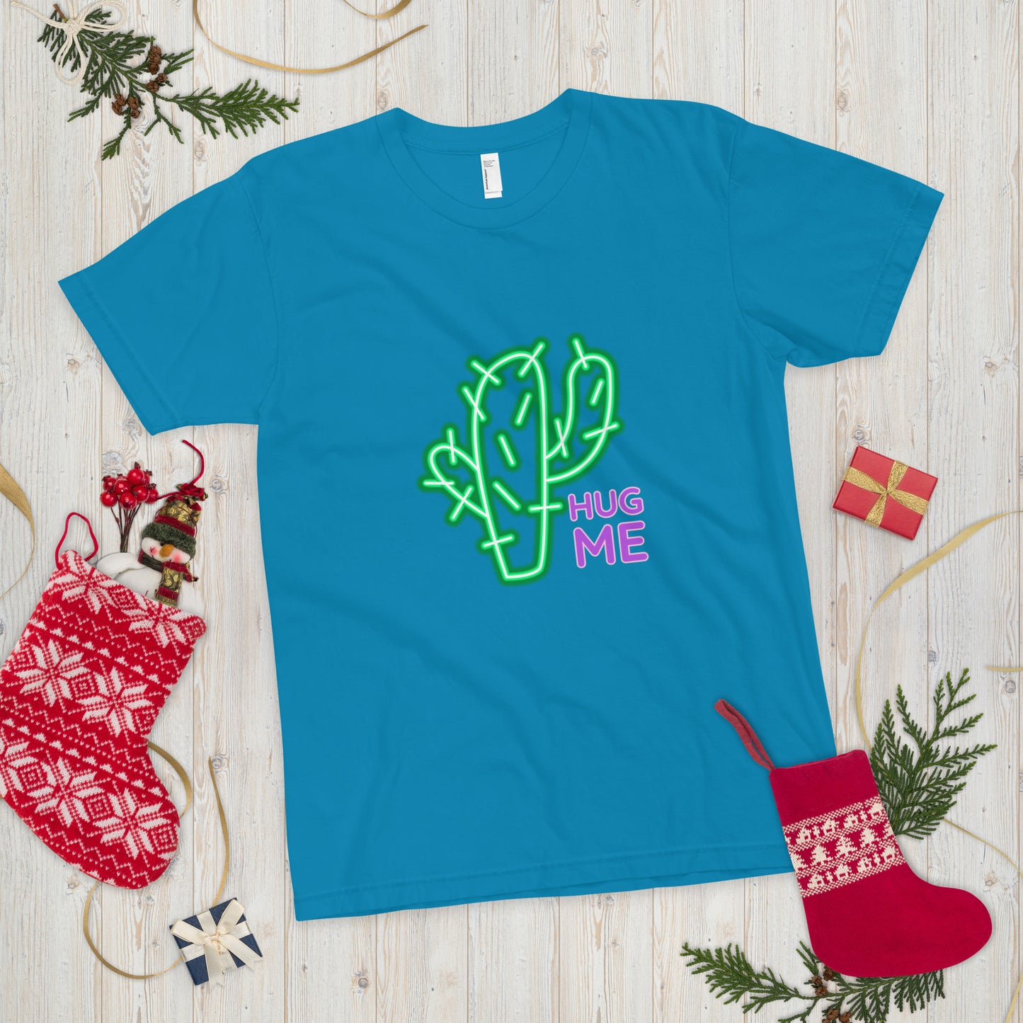 Hug me T-Shirt