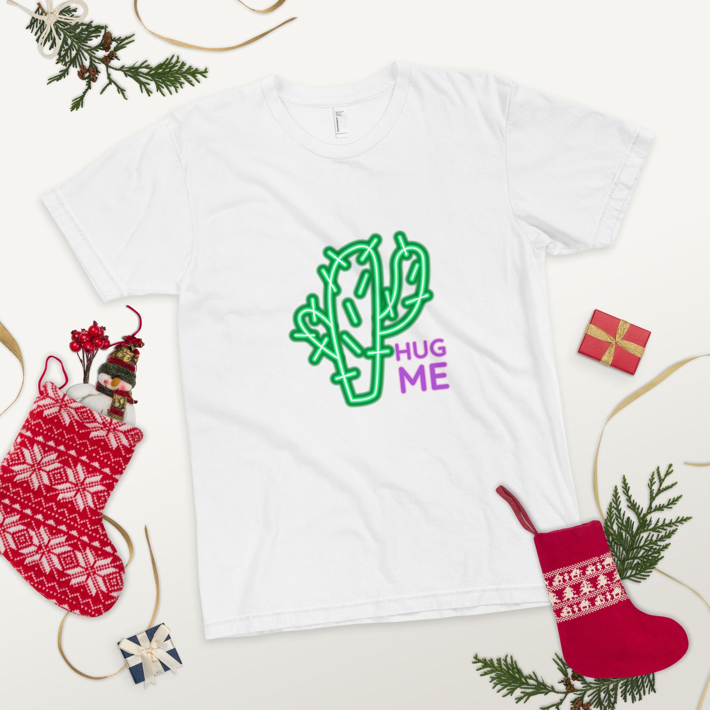 Hug me T-Shirt
